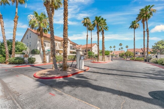 Photo - 3602 Gaylord Dr Unit 155