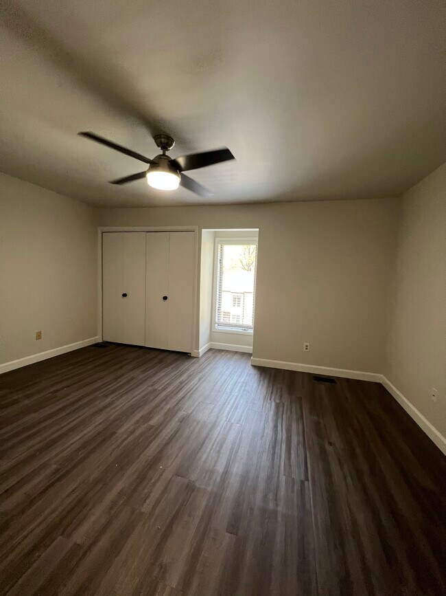 Photo - 3211 Champions Dr