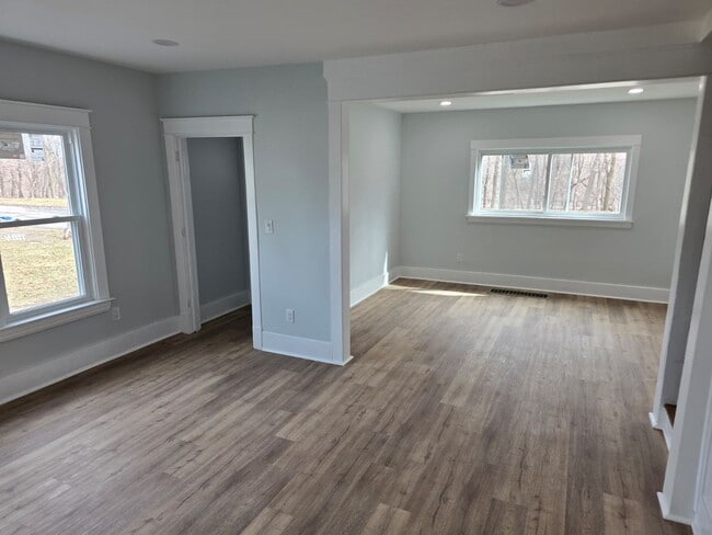 Photo - 1807 Riverview Dr Unit 1807 Riverview 1