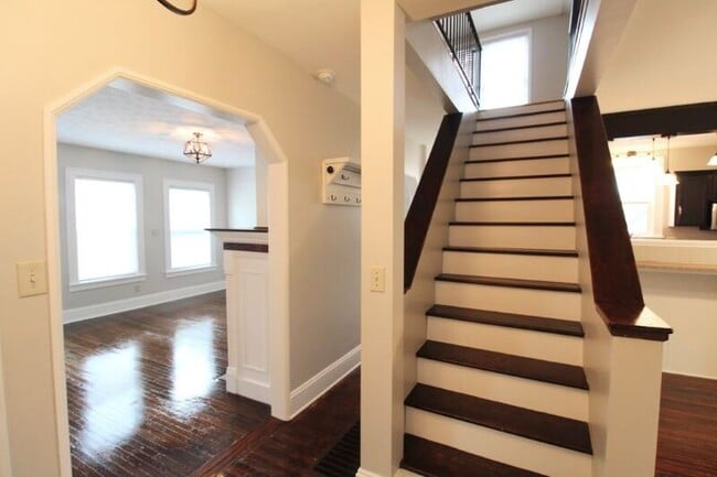 Photo - 3 Shenandoah Ave