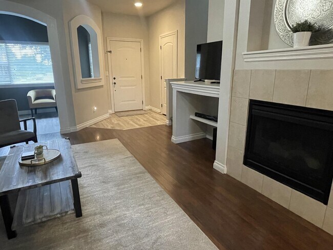 Photo - 3814 Rock Creek Dr