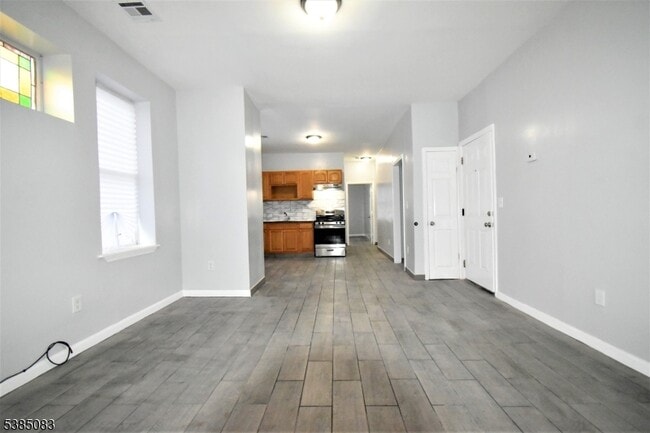 Photo - 482 S 17th St