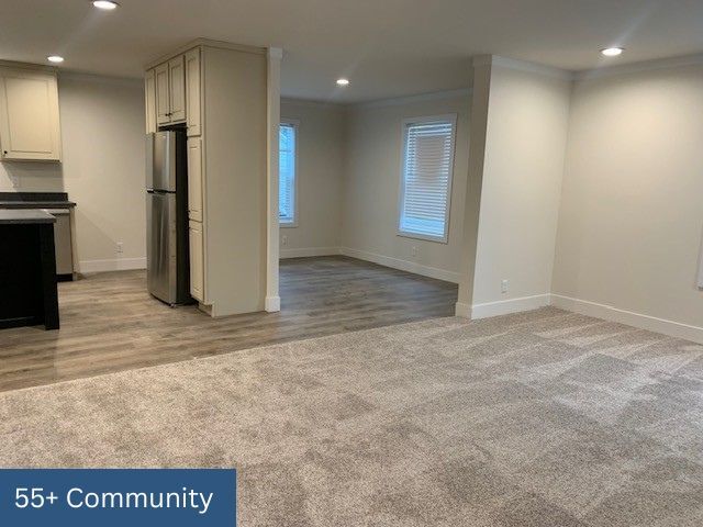 Photo - 39500 Warren Rd