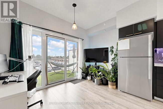 Photo - 2150 Lawrence Ave E Unit 208