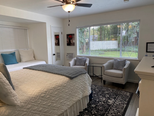 Photo - 1042 Easum Dr