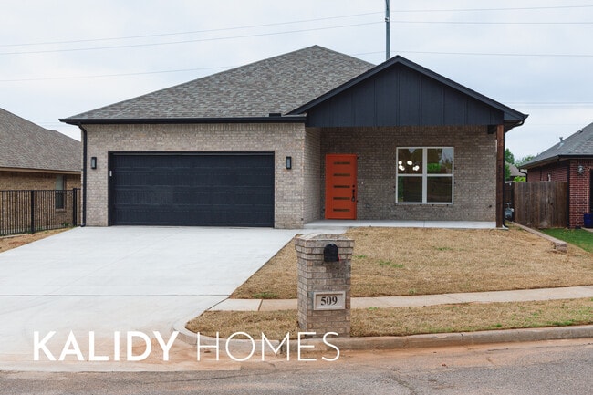 Building Photo - 509 Beechwood Way