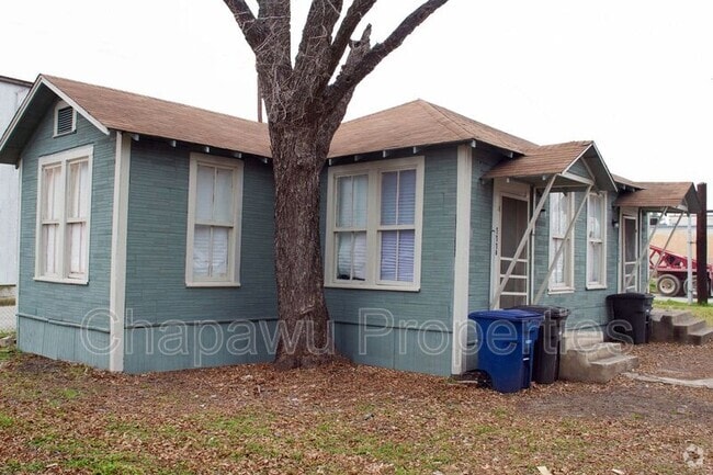 Building Photo - 111 S Olive St Rental