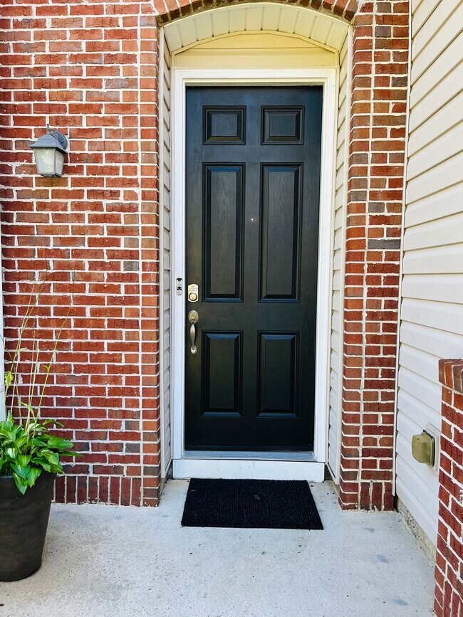 Photo - 1963 White Top Rd SE