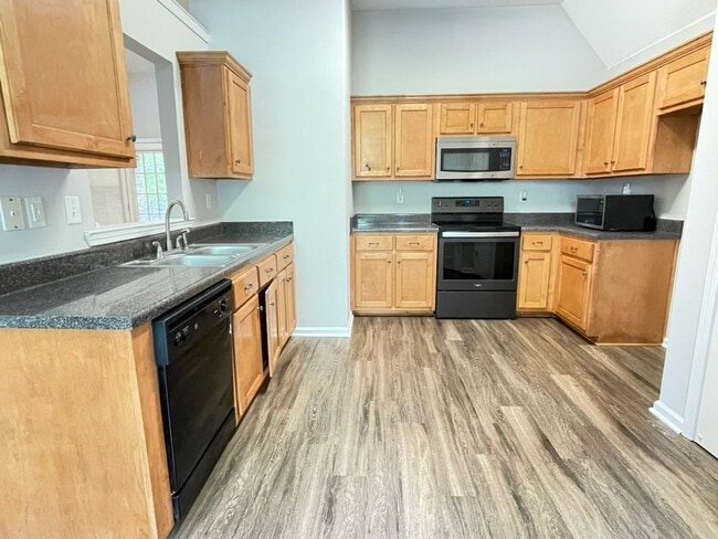Photo - Highland Grove subdivision, Southaven schools