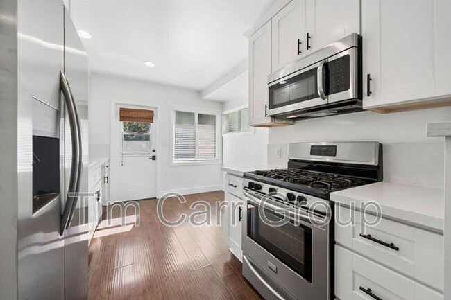 Photo - 1802 Coral Pl
