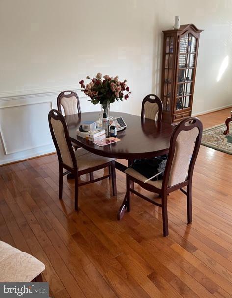 Photo - 211 Langley Ct