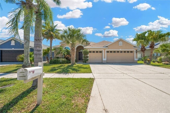 Building Photo - 1833 Mira Lago Cir