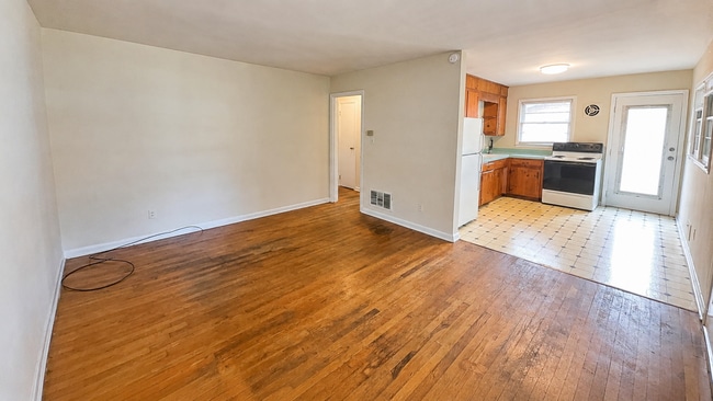 Photo - 355 Morton Ave