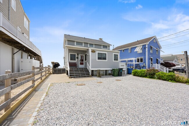 Photo - 33 Beach Rd W