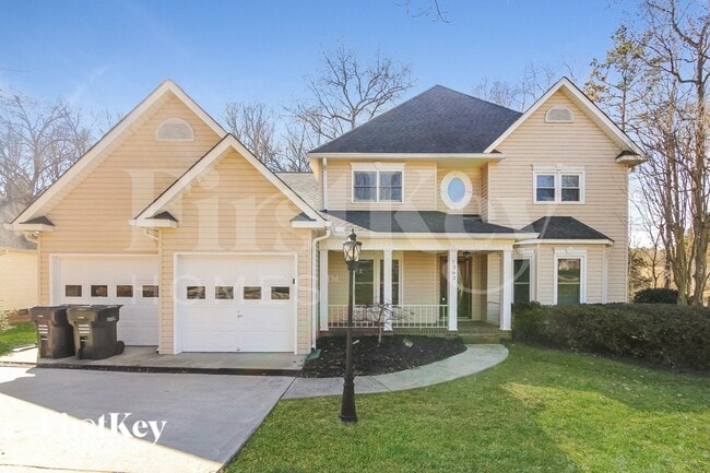 Photo - 1363 Mistletoe Ridge Pl NW