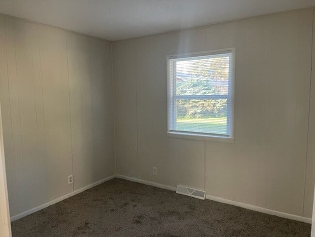 Photo - 3419 County Rd 1400 E Unit B