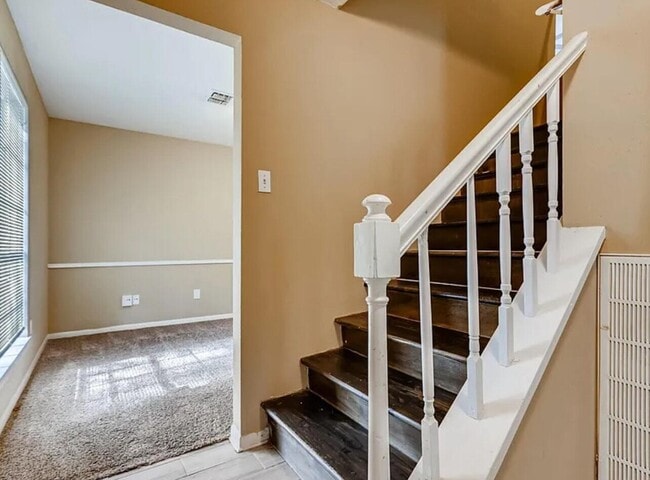 Photo - 6818 Thornwild Rd