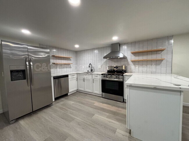 Photo - 846 42nd St Unit B