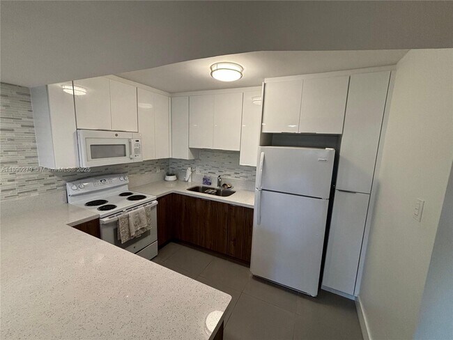 Photo - 15325 SW 106th Terrace Unit 608