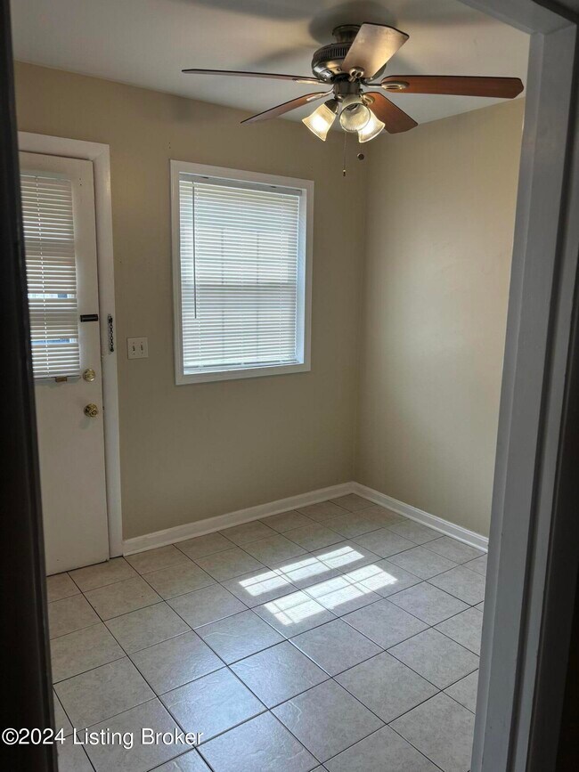 Photo - 3802 Nanz Ave Unidad 9