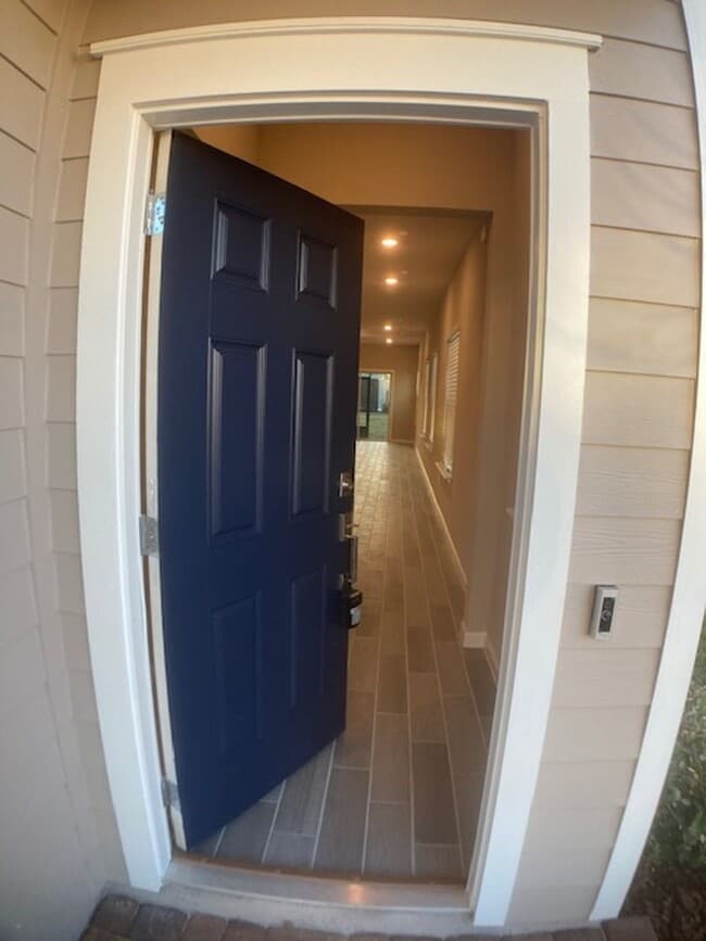 Photo - Stylish & Low-Maintenance Living in Oakleaf Community