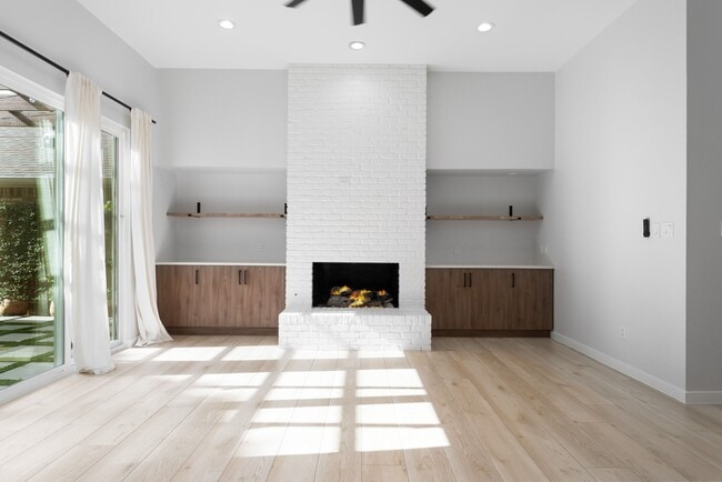 Photo - 14140 Regency Pl