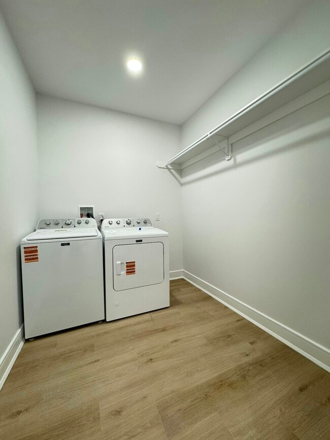 Photo - 85 W High St Unit 3R