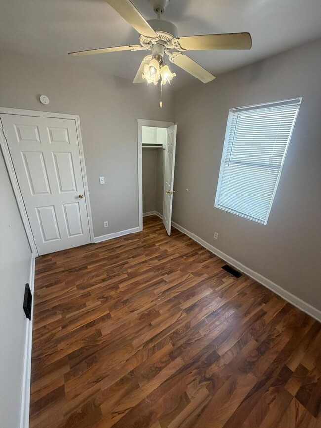 Photo - For rent - Spacious 3 Bed / 2 Bath Home