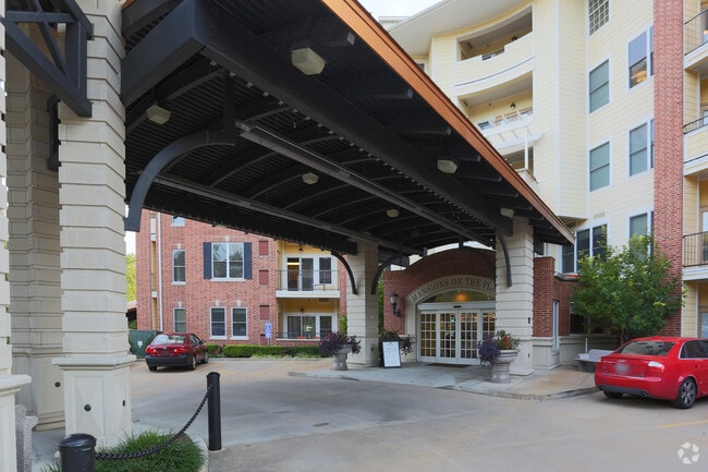 Mansions on the Plaza Apartments For Rent in Clayton, MO