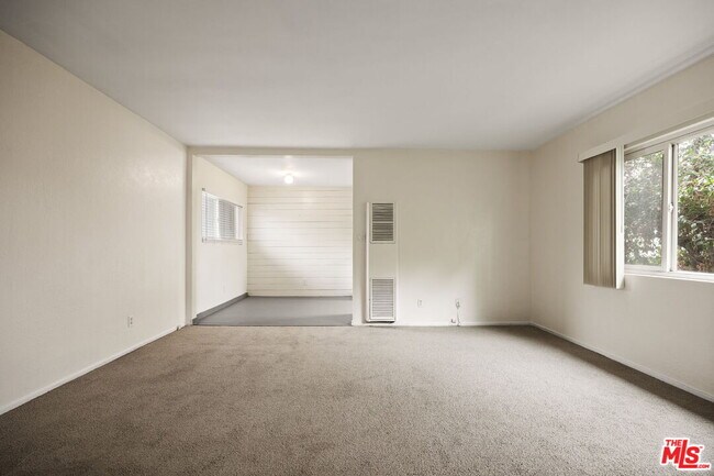 Photo - 161 W Channel Rd Unit 5