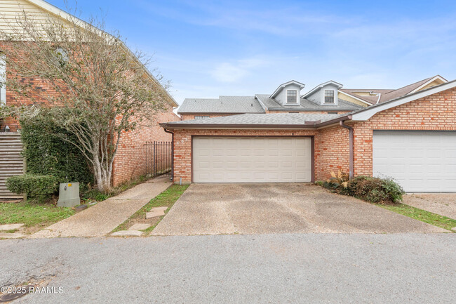 Photo - 103 Ambiance Cir Townhome