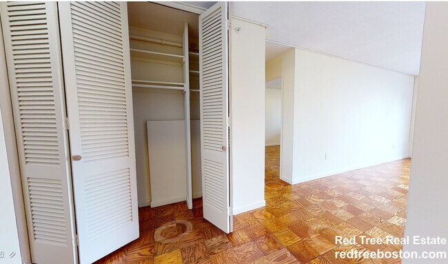 Photo - 101 Monmouth St Unidad 211