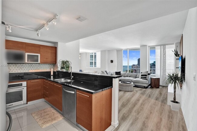 Photo - 244 Biscayne Blvd Unidad 3409