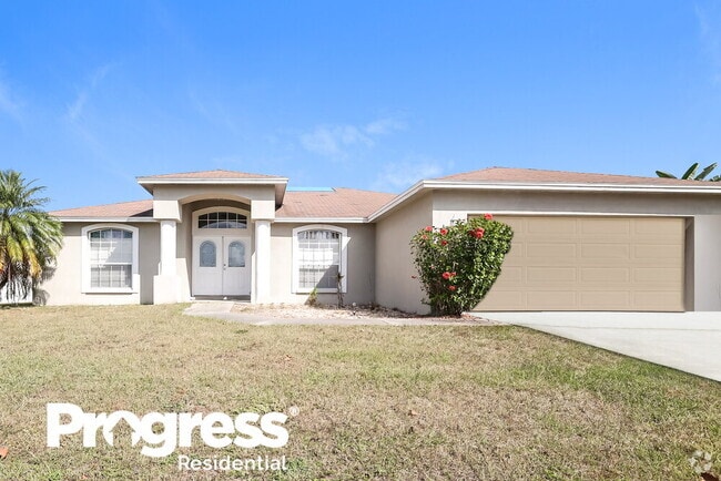 Building Photo - 7134 Summit Dr Rental