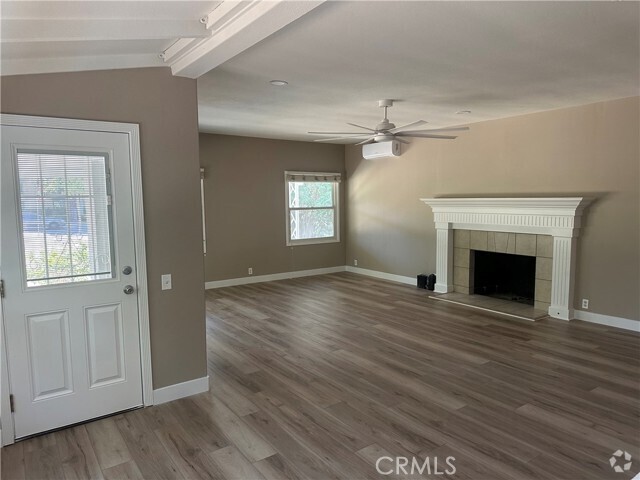 Building Photo - 655 S Glassell St Rental