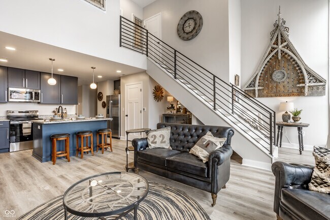 Photo - 108 W Main St Unit A