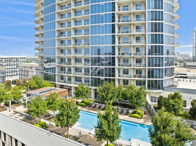 Resort-Style Swimming Pool at LVL29 Apartments