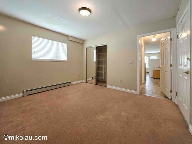 Photo - 3773 Burke St