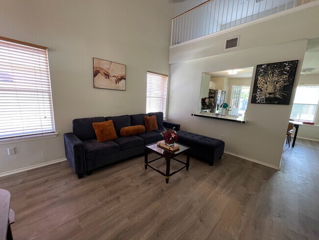 Photo - Room in House on Socorro Bend