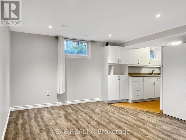 Photo - 66 Walter Ave