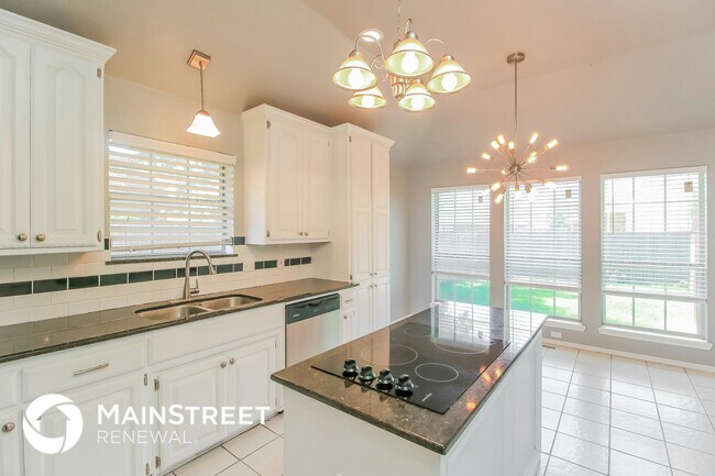 7400 NW 112th St