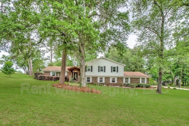 Photo - 3086 Waterford Dr