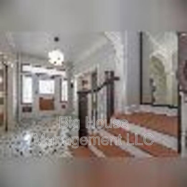 Photo - 3407 Elgin Ave