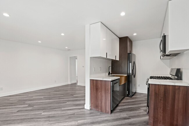 6307 Elgin St Unidad 2