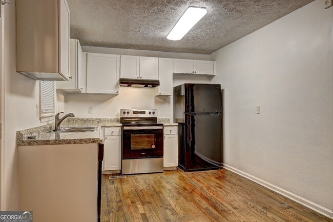 Photo - 4090 Knotty Oak Trail