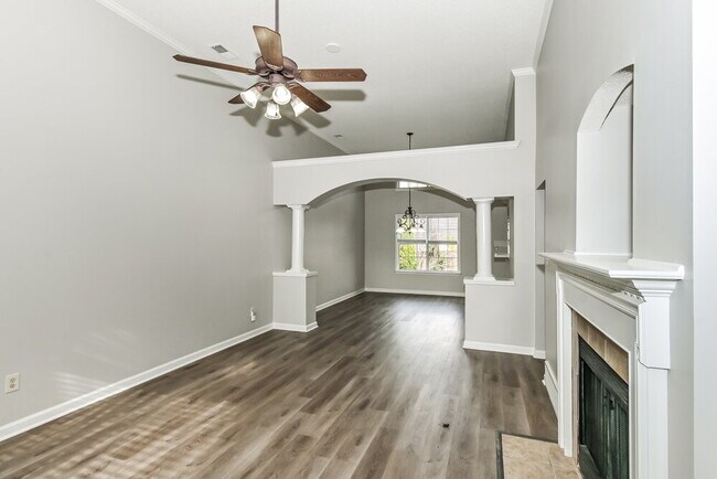 Photo - 10098 Sutton Ridge Ln