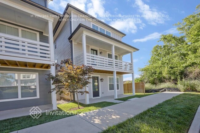 Photo - 647 Vernon Ave