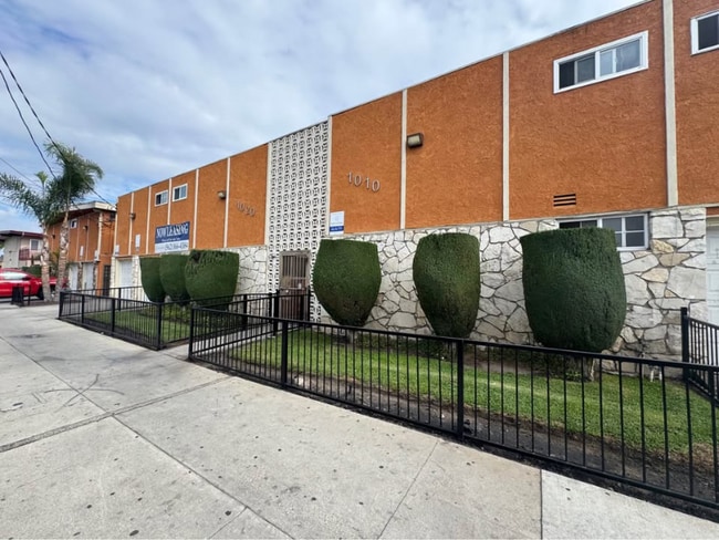 Photo - 1028 Orange Ave Unidad 12