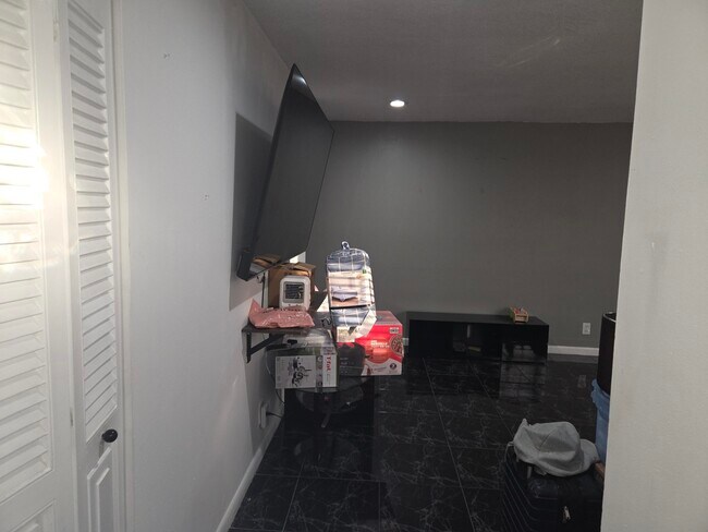 Photo - 1474 N Mangonia Cir