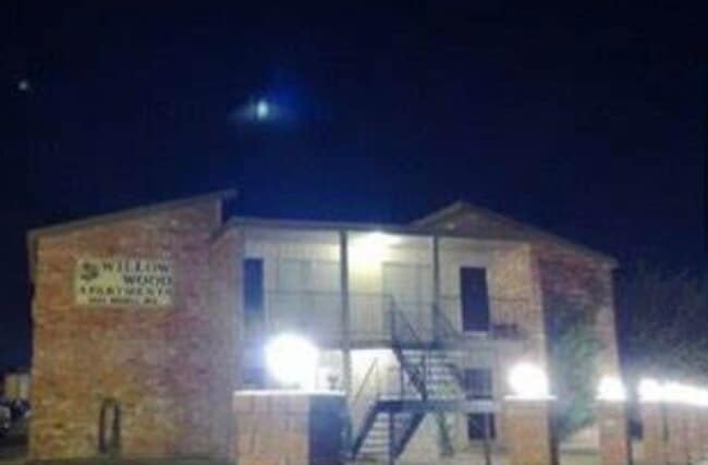 Willow Wood Apartments